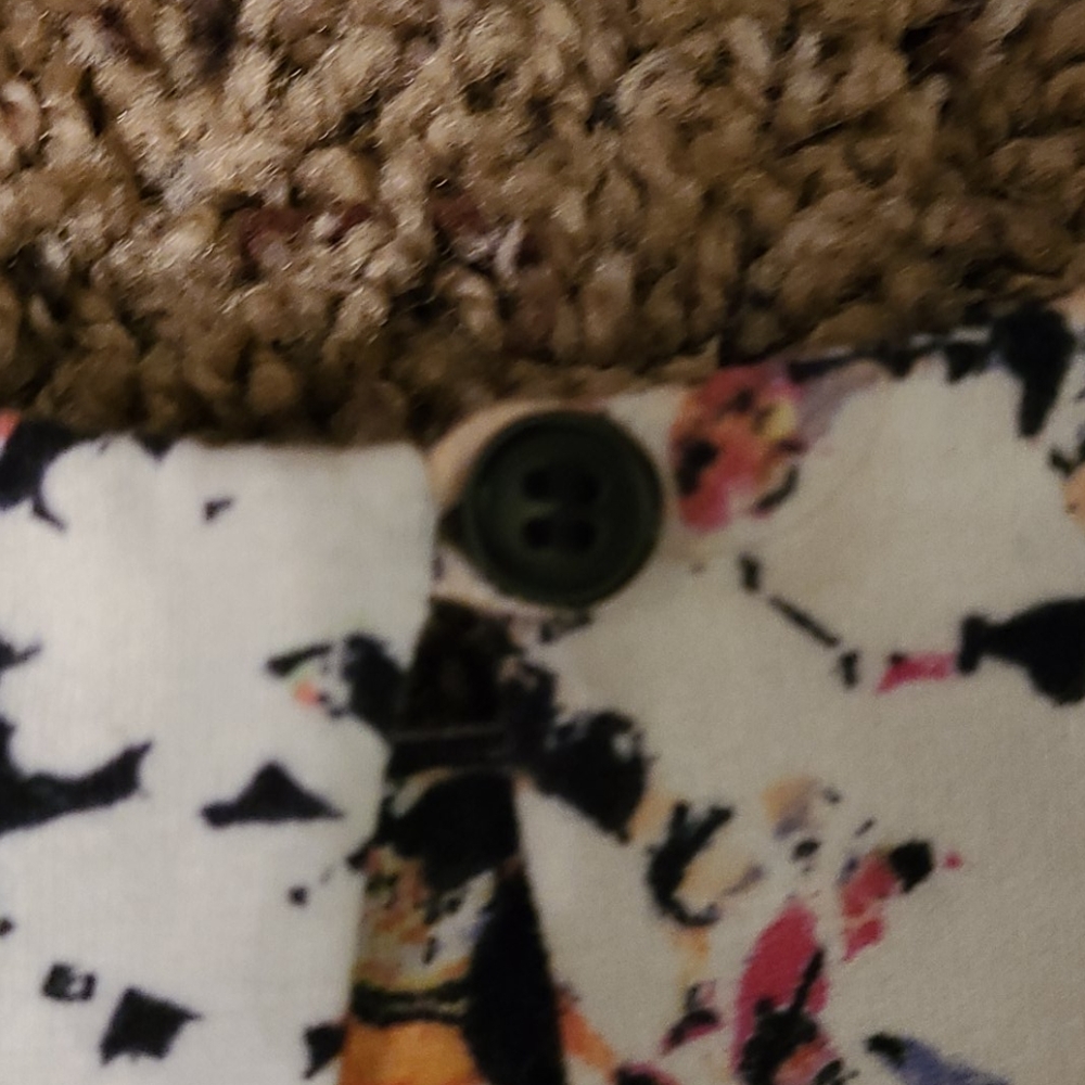 Like new floral sleeveless sundress - Picture 9 of 9
